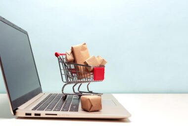 Unveiling the Art of Online Retail: Your Guide to Launching an E-commerce Store